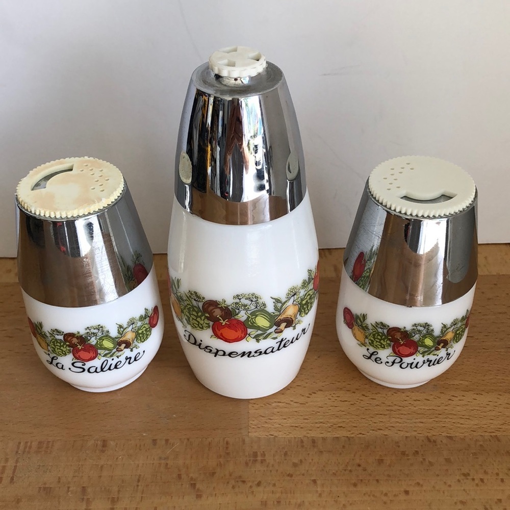 Vintage spice of life milk glass sugar, salt & pepper shakers by Gemco